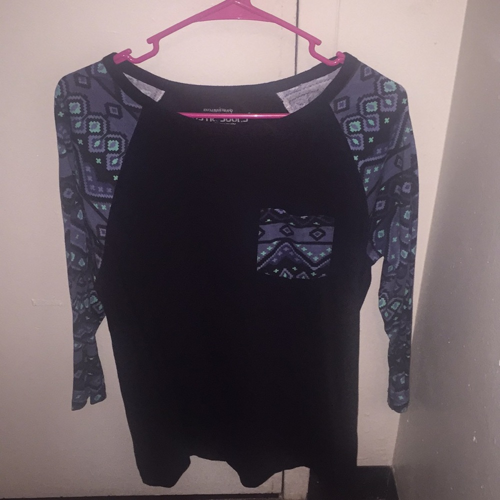 Black Quarter sleeve